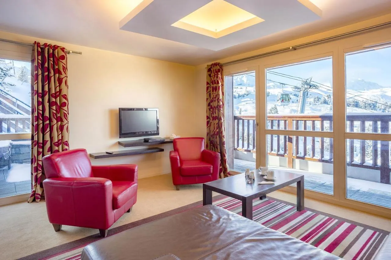 Hotel Club Mmv Les 2 Domaines La Plagne 0*,